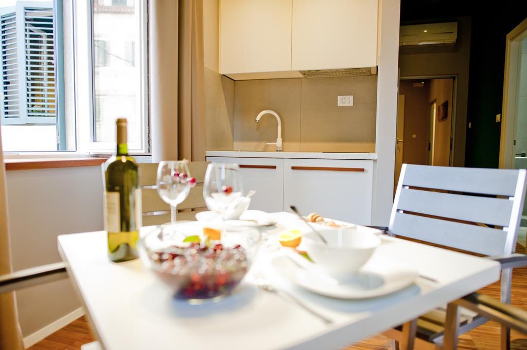 Riva Luxury Rooms Σπλιτ Δωμάτιο φωτογραφία